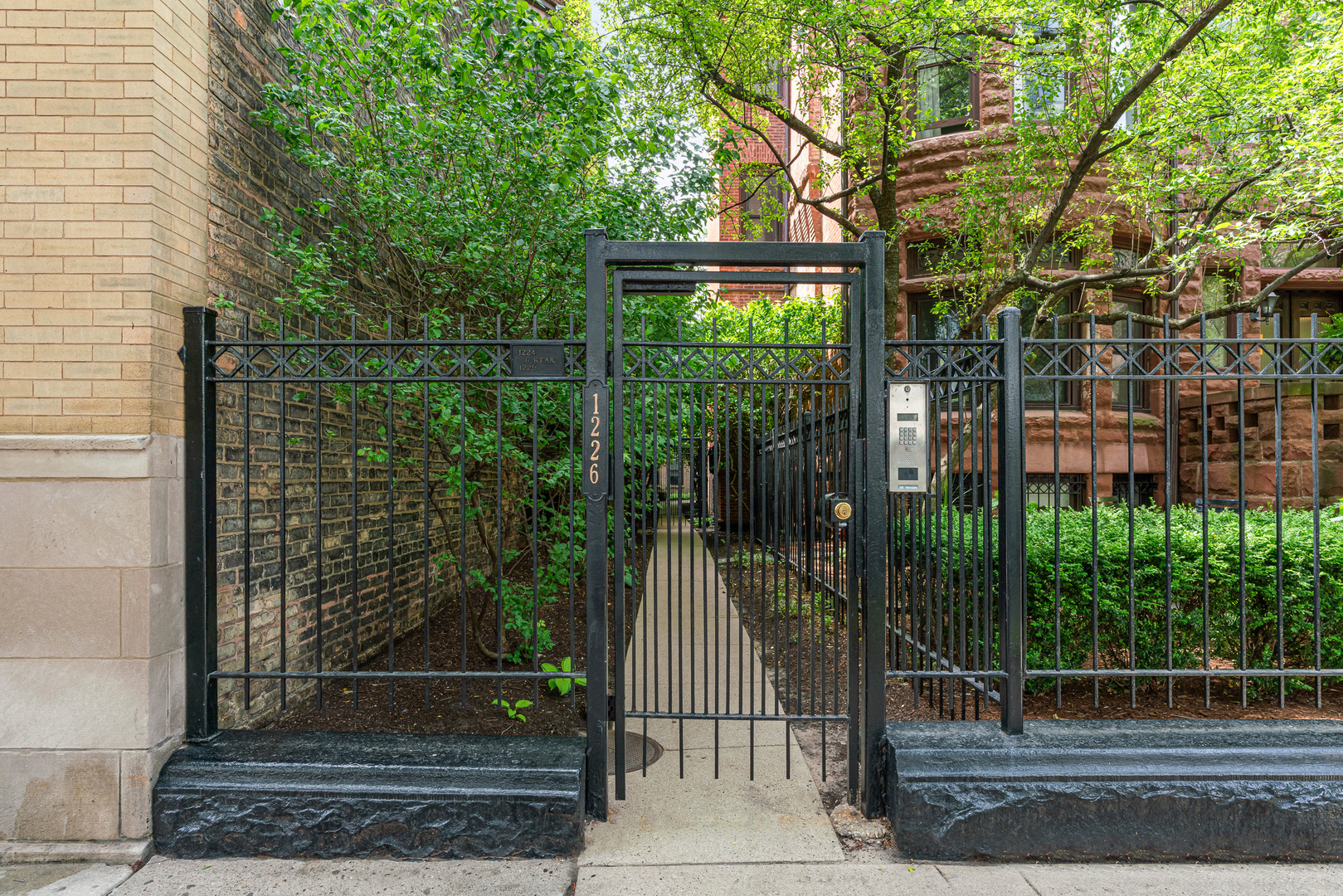 1226 N Dearborn Street Unit: C