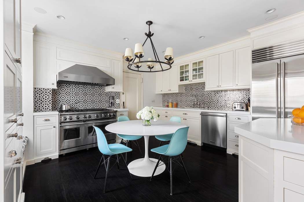 55 E 72nd Street 10S