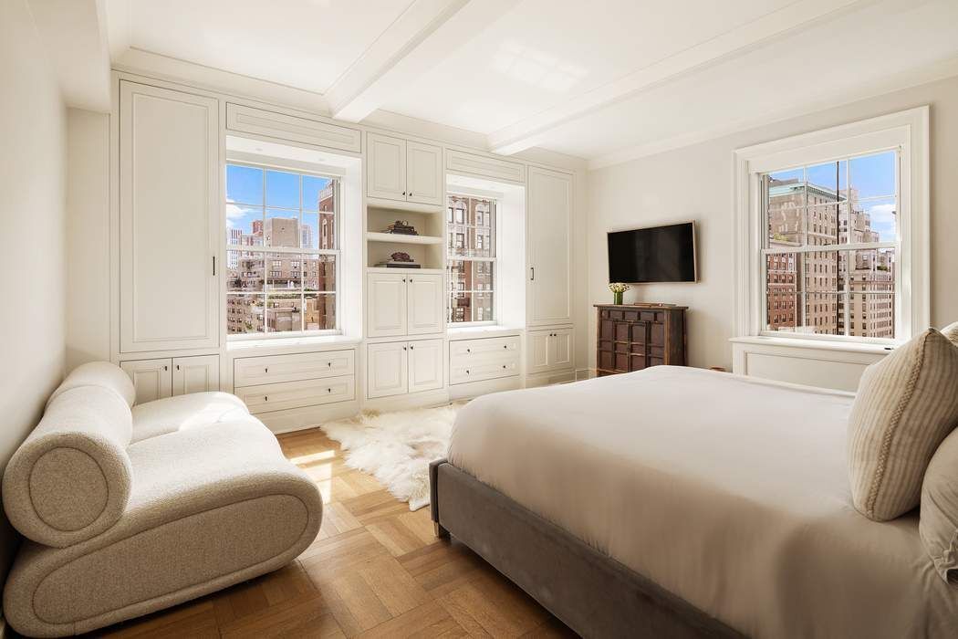 940 Park Avenue 11A