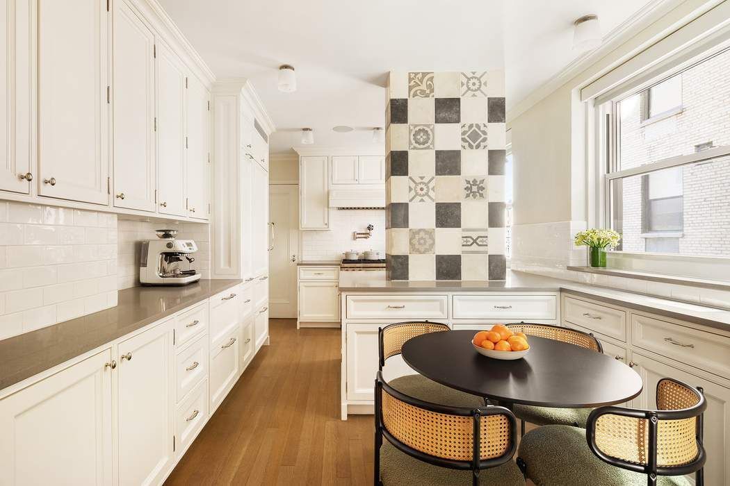 940 Park Avenue 11A