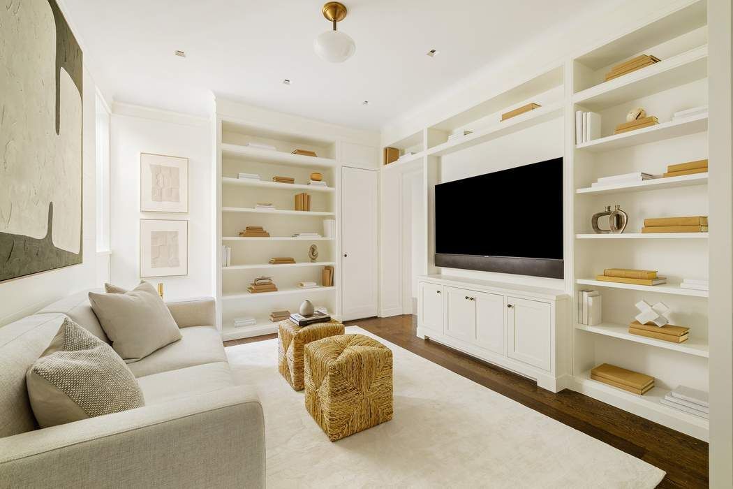 1155 Park Avenue 10SW