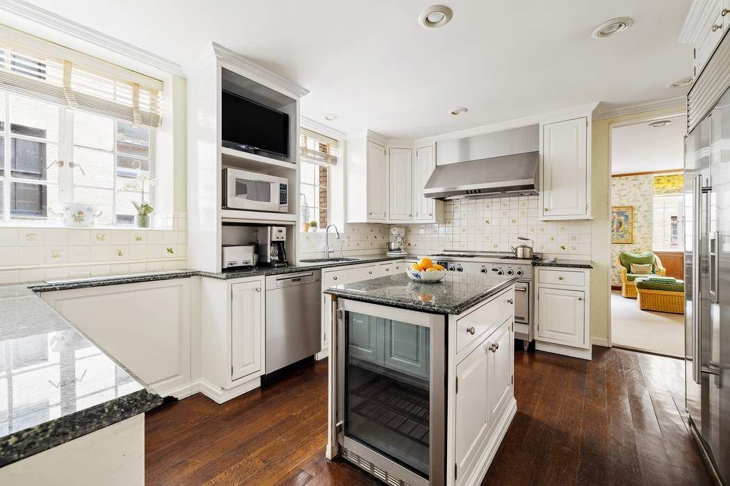 115 E 67th Street 7/8A