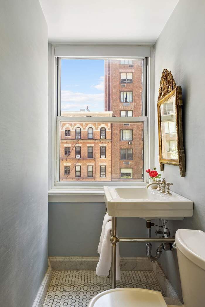 350 E 57th Street 5B