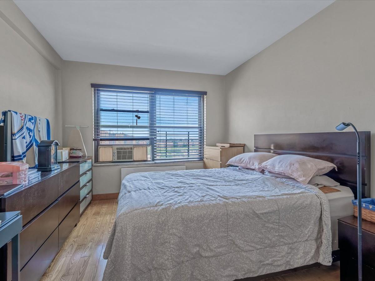 99-05 63rd Drive Unit: 7R