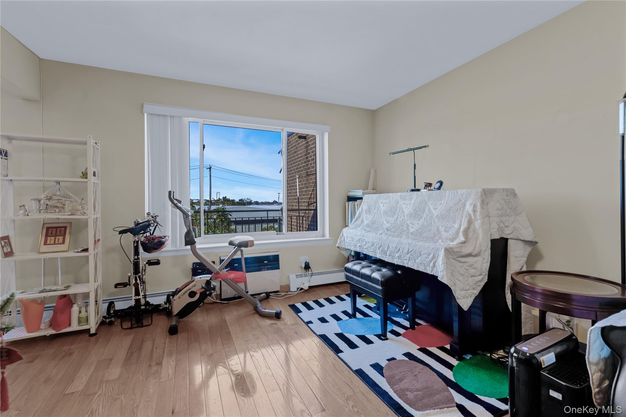 15405 Riverside Drive Unit: 12B