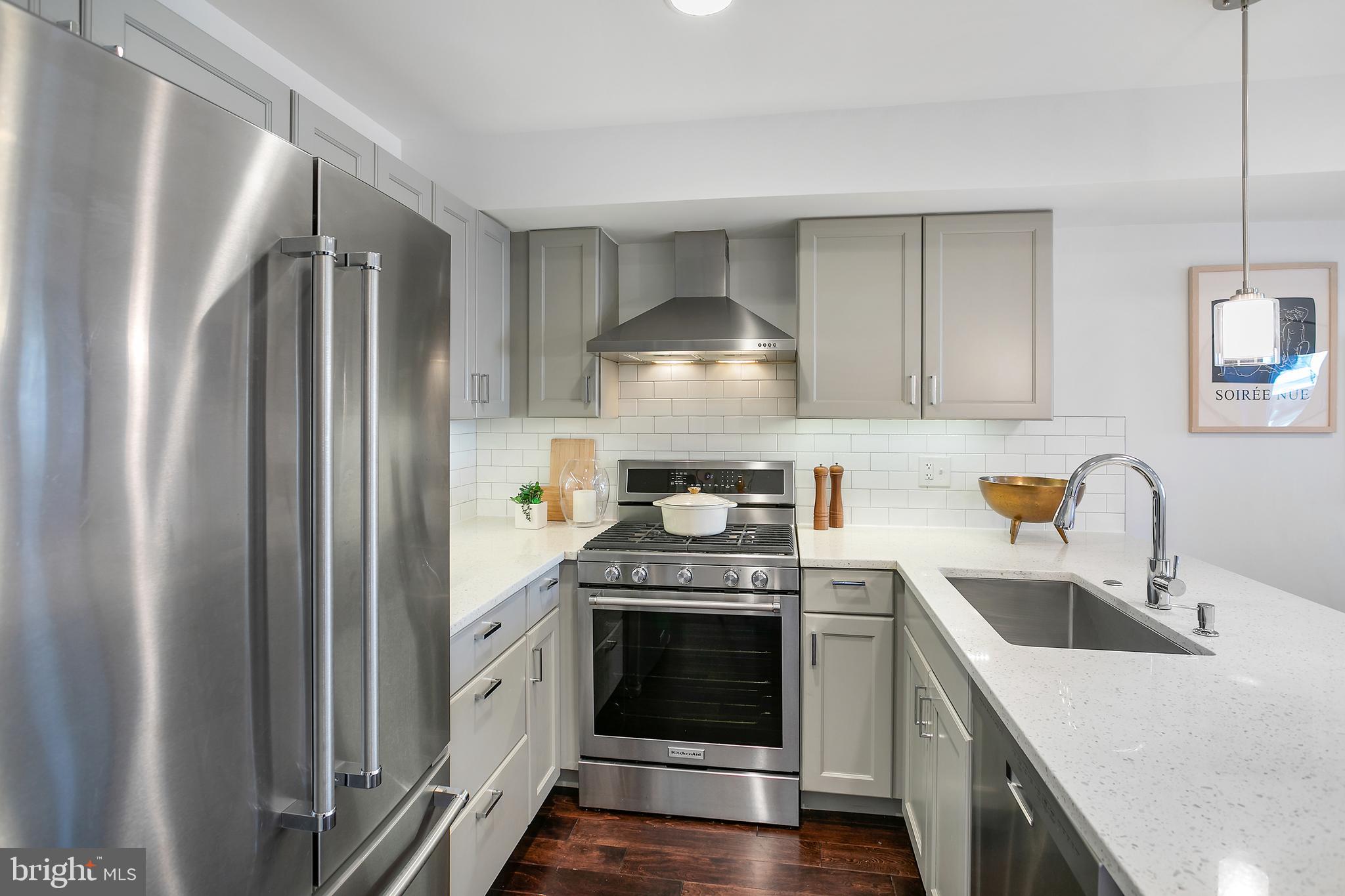 1433 K St SE #202