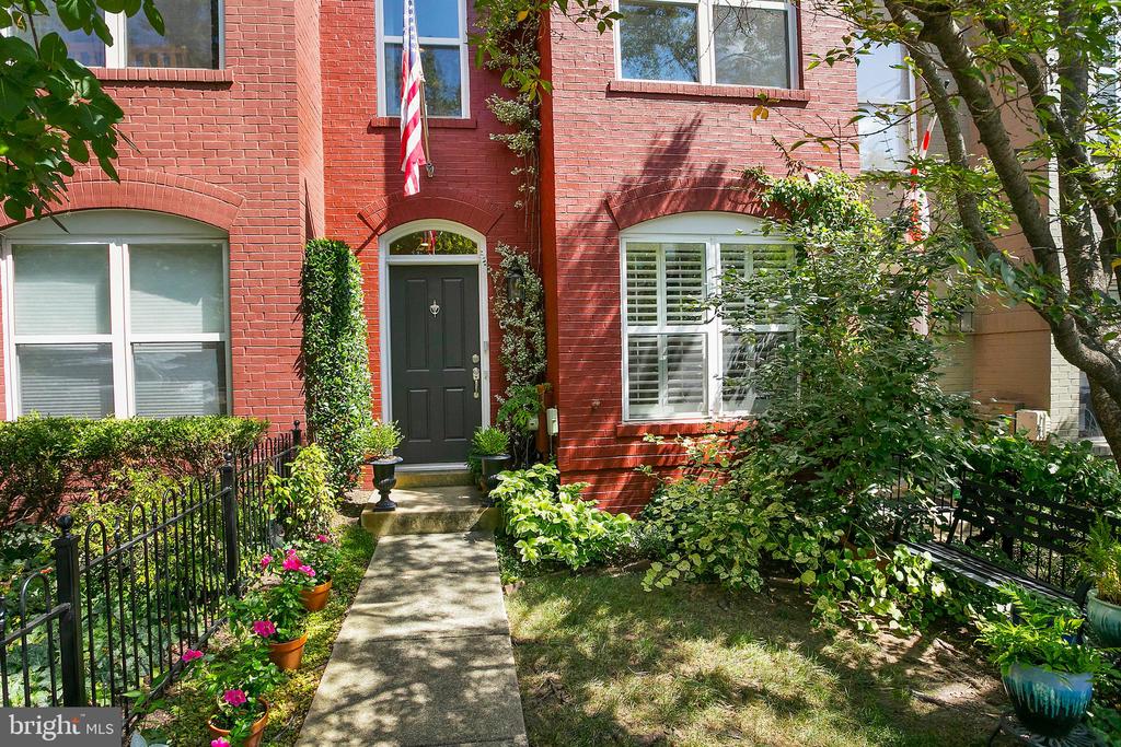 2133 13TH STREET NW