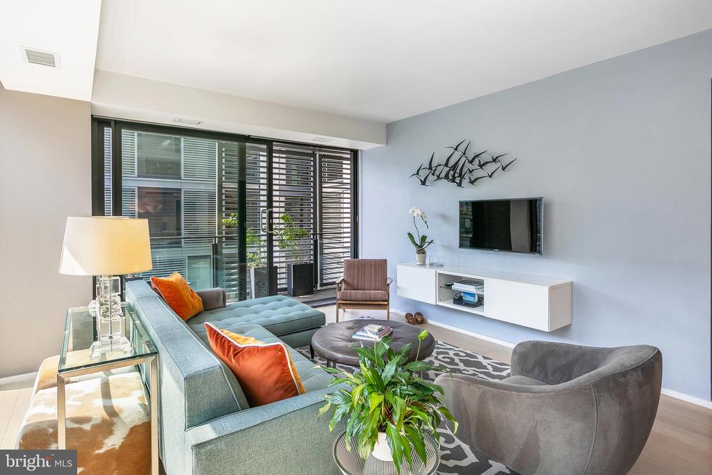 920 I STREET NW 814