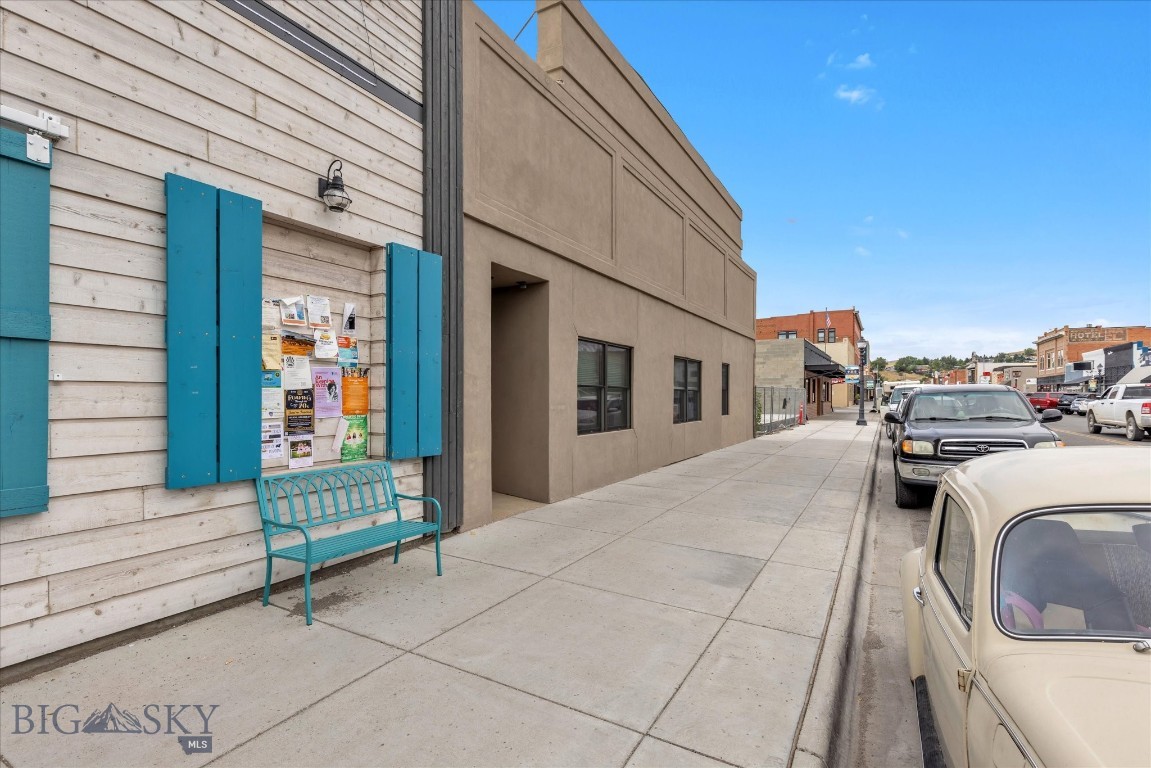 228 S Main Street 3