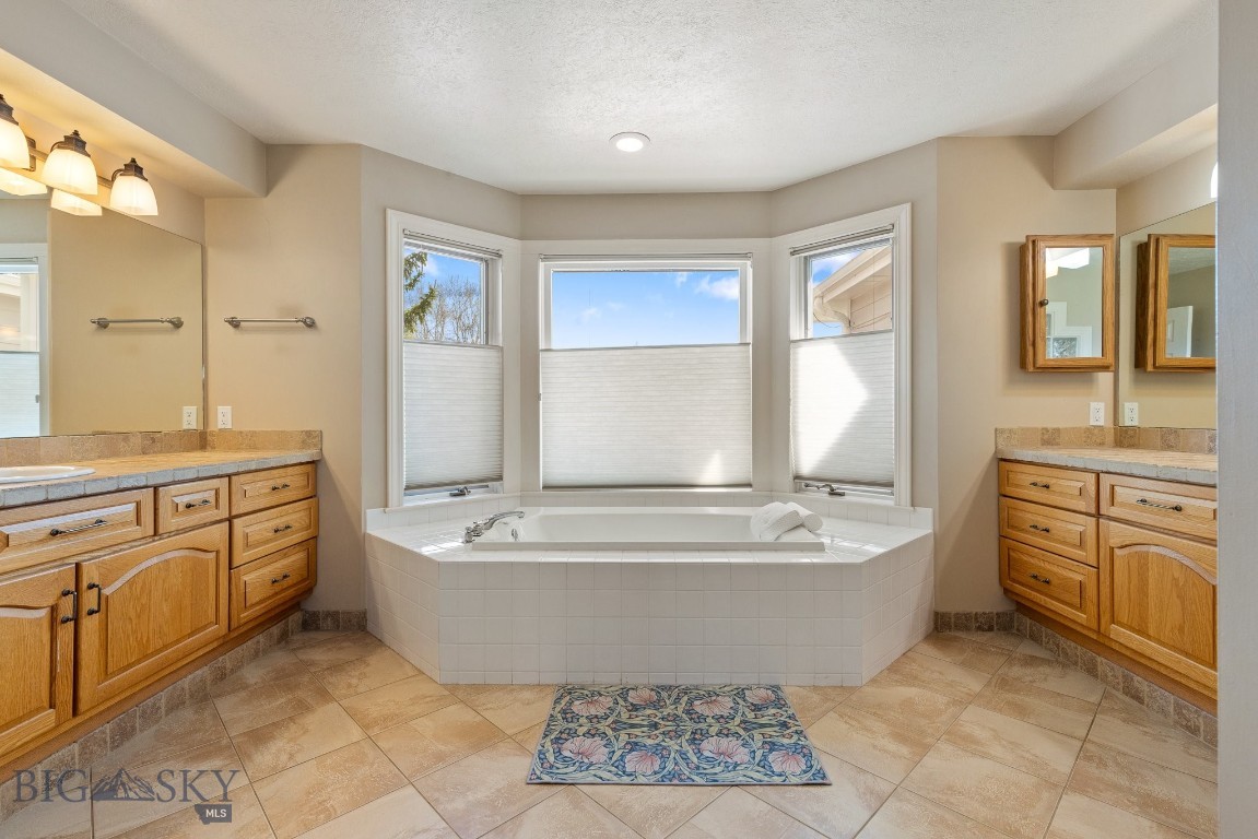2510 Fairway Drive