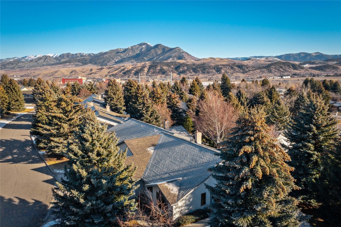 1757 Highland Boulevard 14