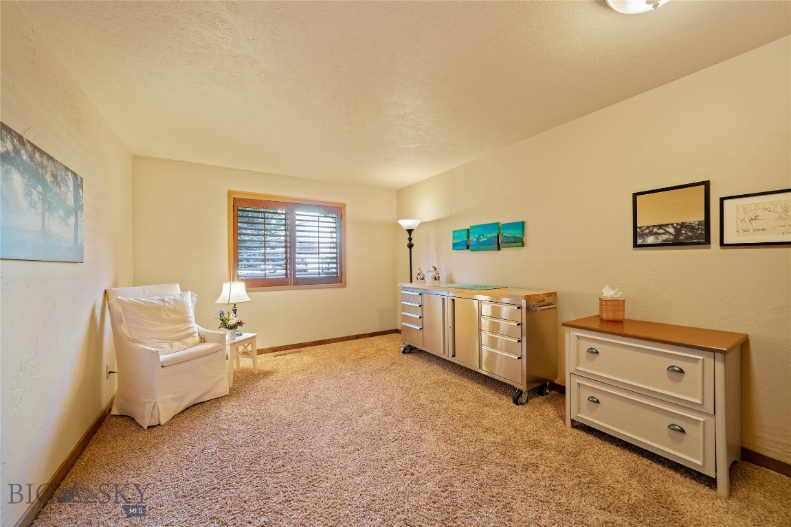 1757 Highland Boulevard 14