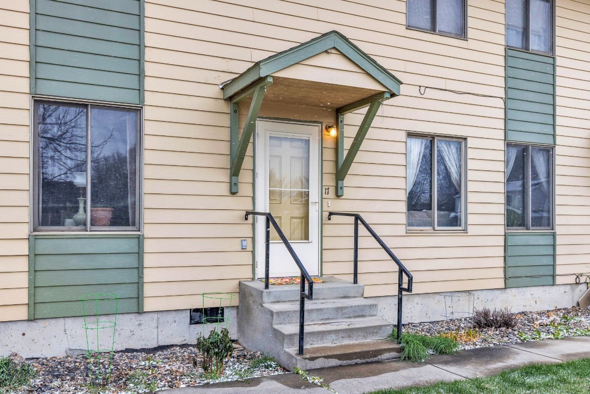 17 Chestnut Grove 17