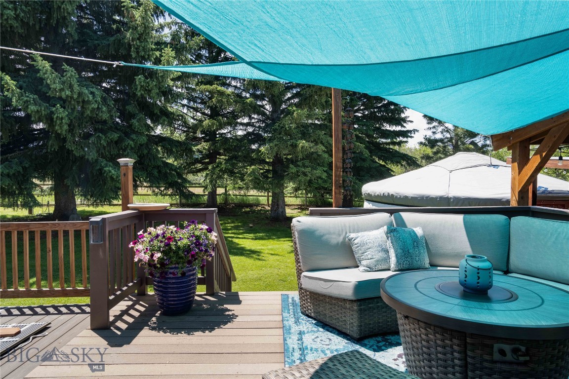 78 Hitching Post Road