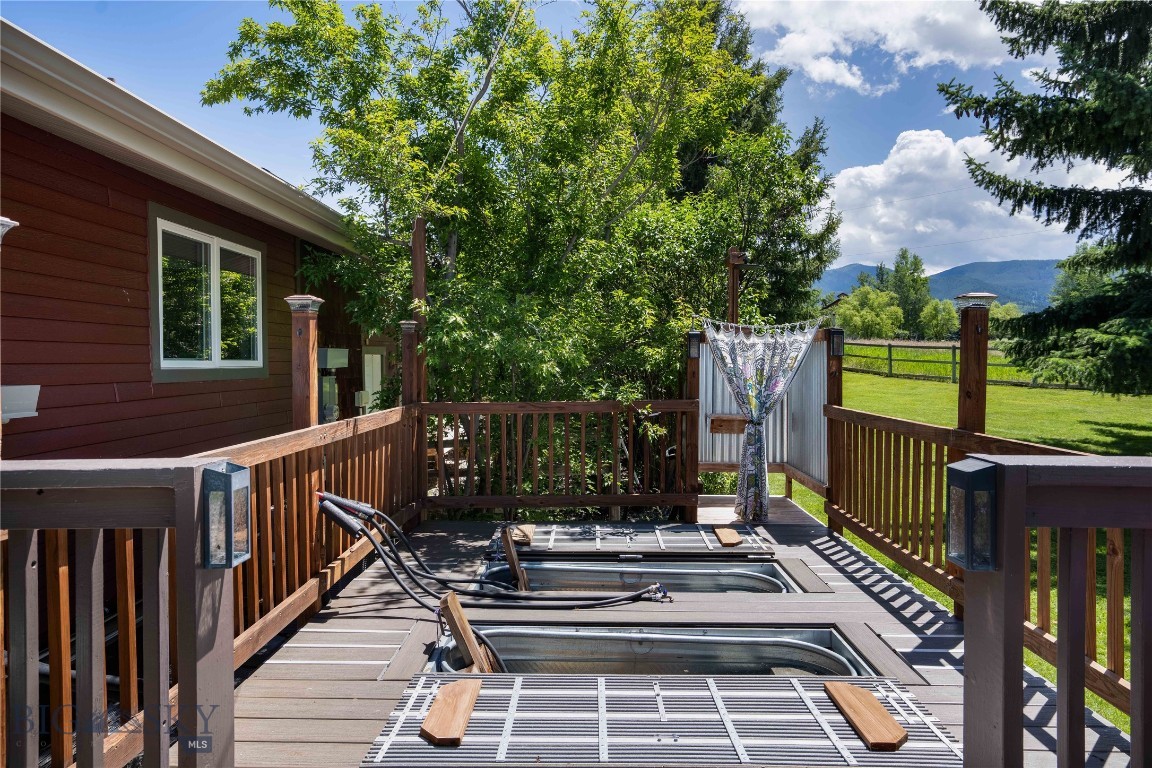 78 Hitching Post Road