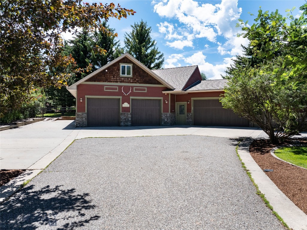 78 Hitching Post Road