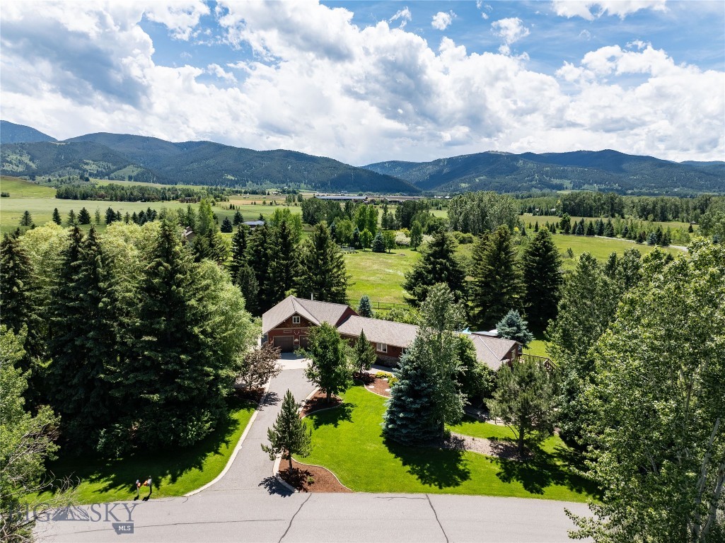 78 Hitching Post Road