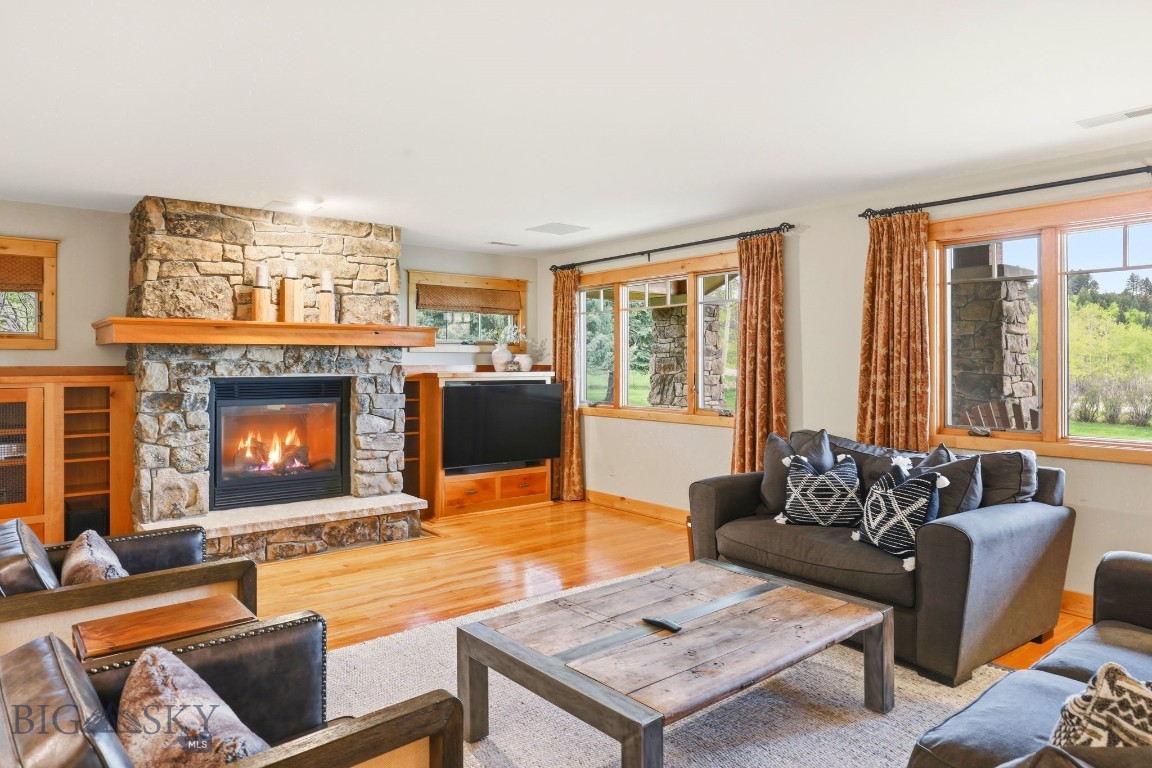 2081 Little Bear Road