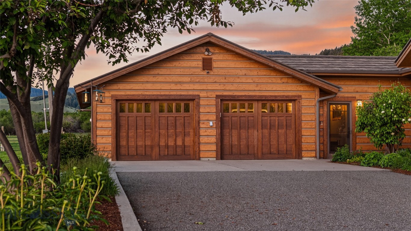 2081 Little Bear Road