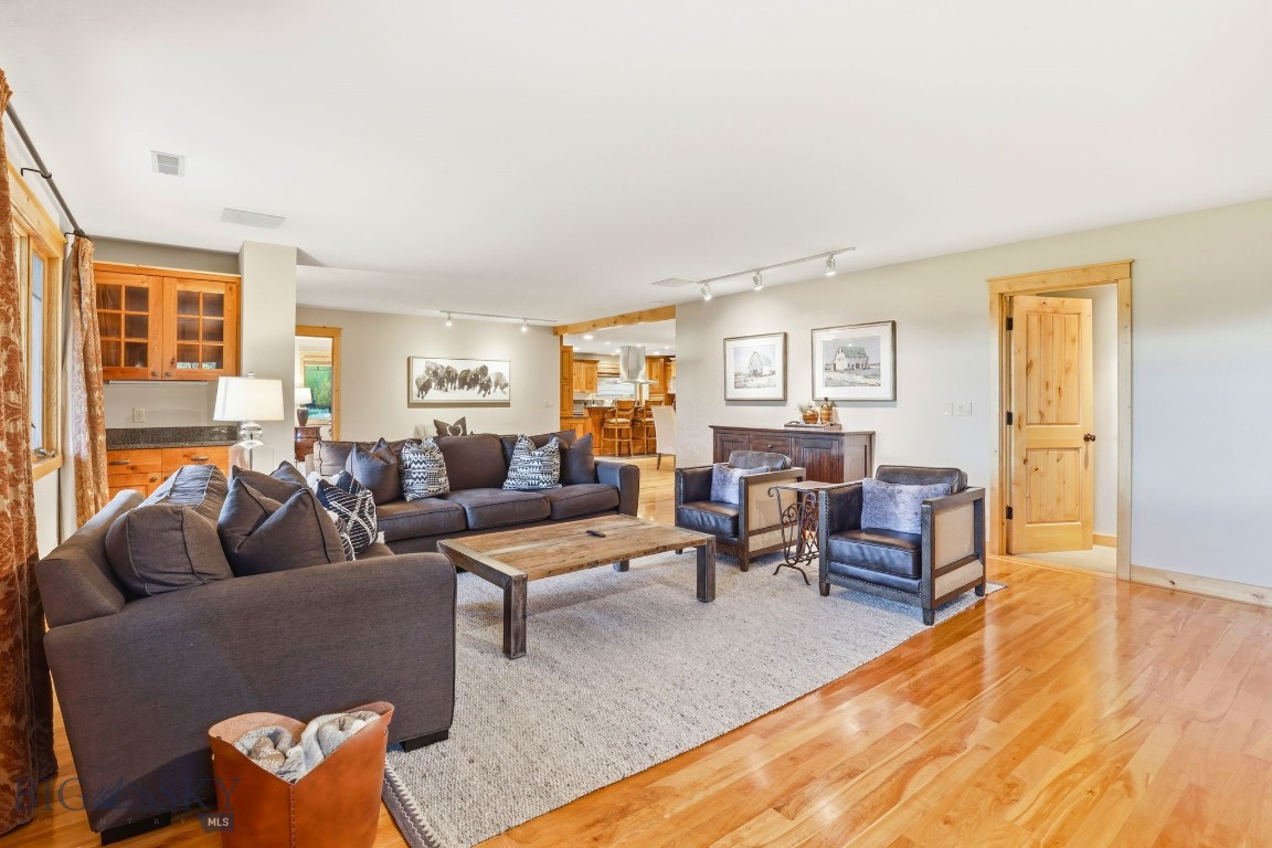 2081 Little Bear Road