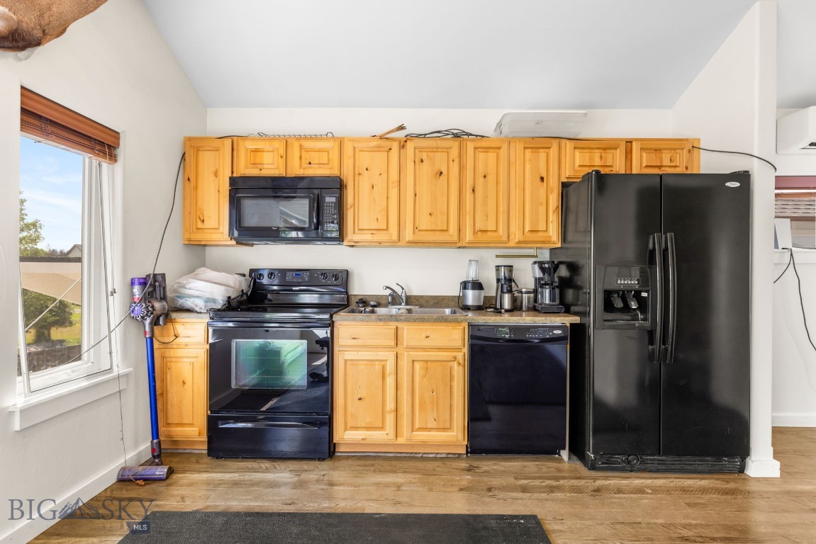 286 Circle F Trail