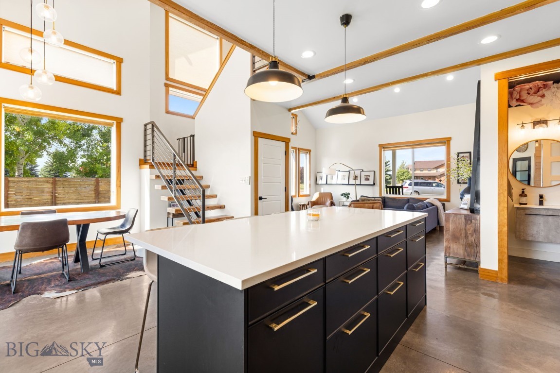286 Circle F Trail