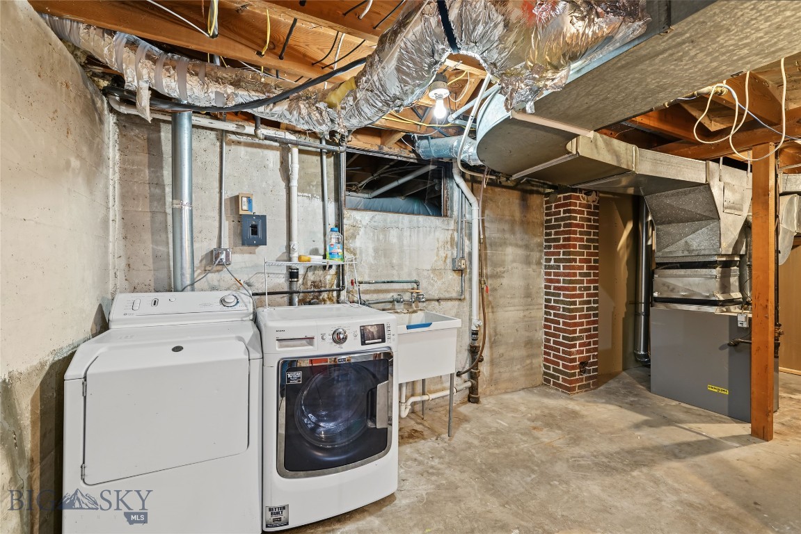916 S 3rd Avenue