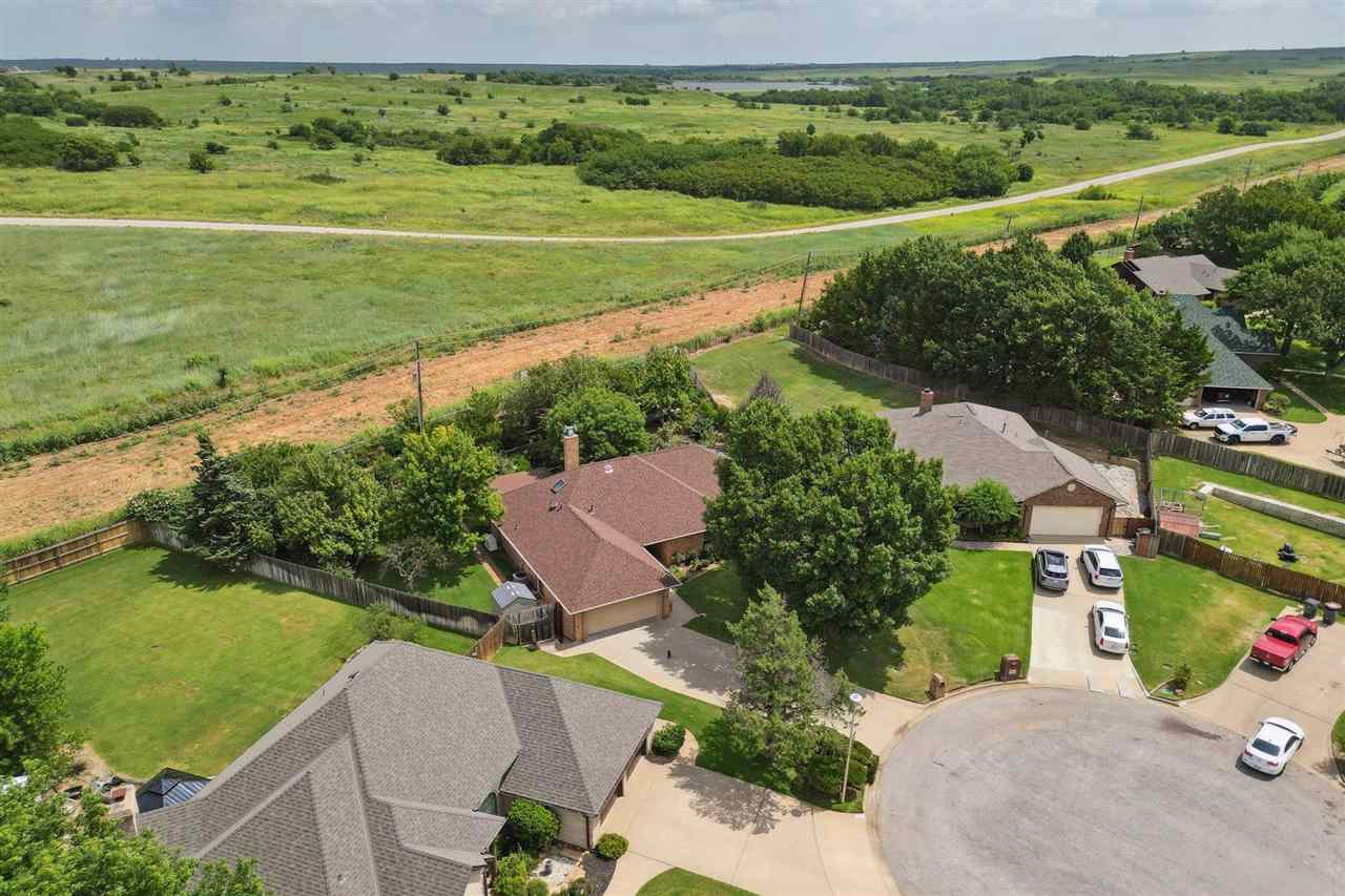 2813 NE Shelter Creek Dr