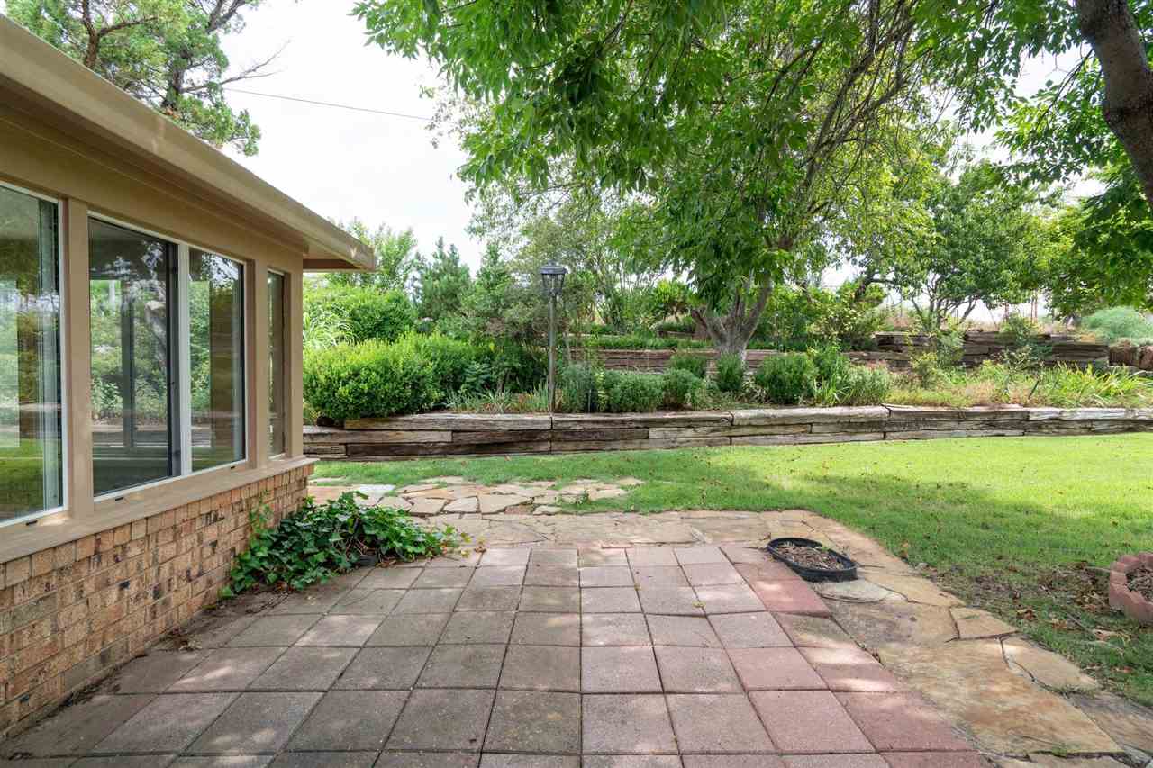 2813 NE Shelter Creek Dr