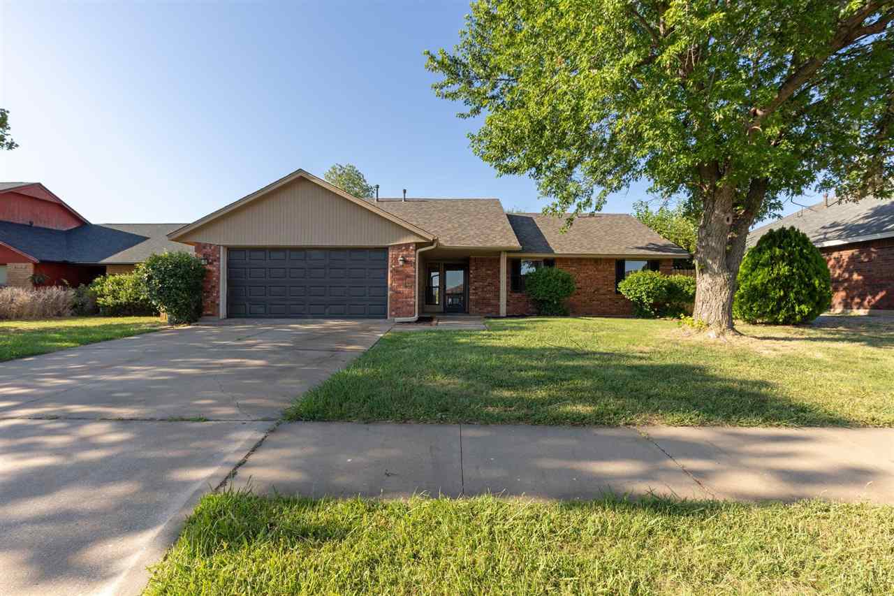 3916 SW Parkridge Blvd