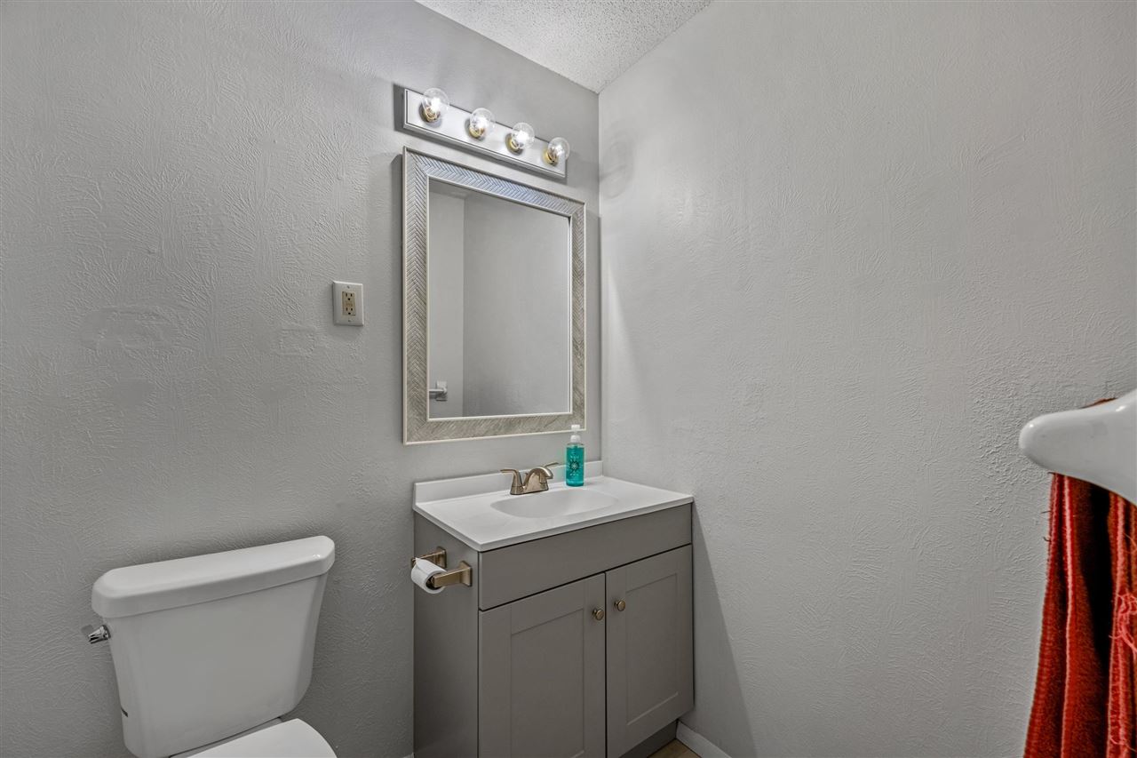 835 NW 58th St