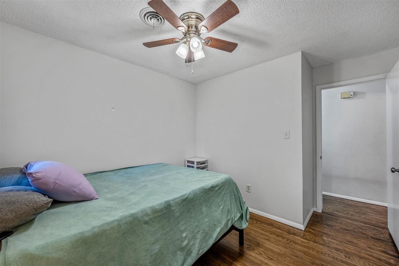 835 NW 58th St