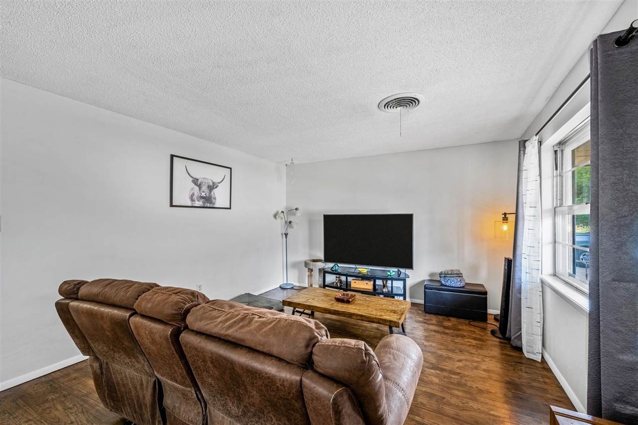835 NW 58th St