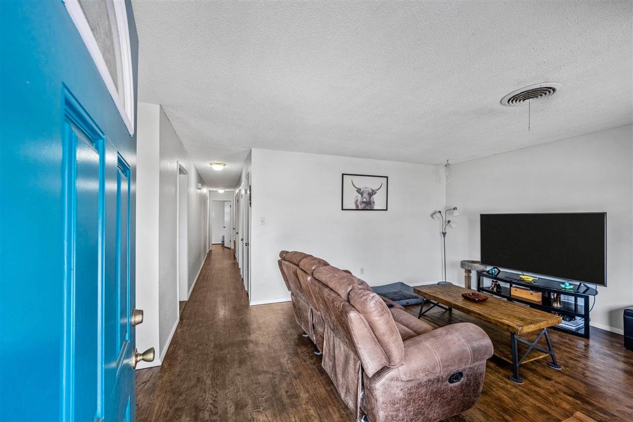 835 NW 58th St