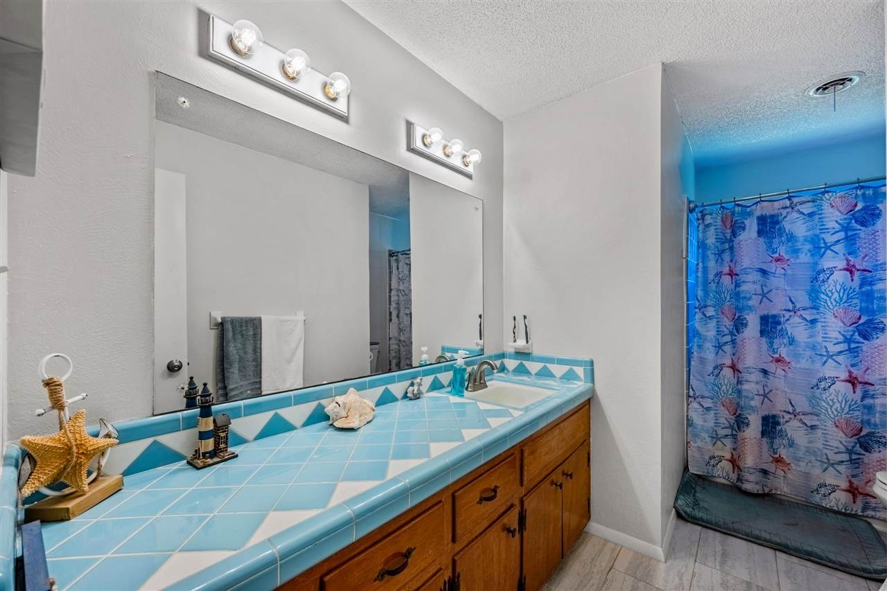835 NW 58th St