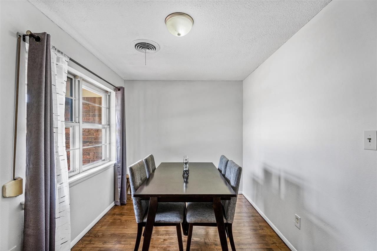 835 NW 58th St