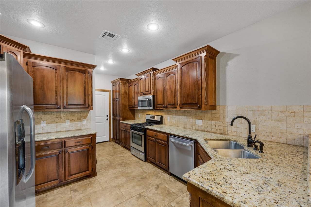 1604 NE 36th Street