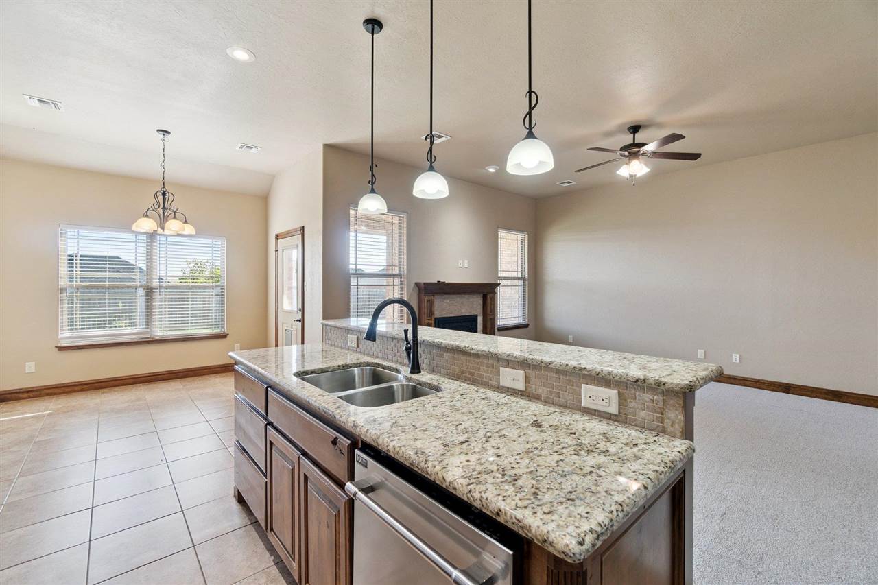 1408 Limestone, Elgin
