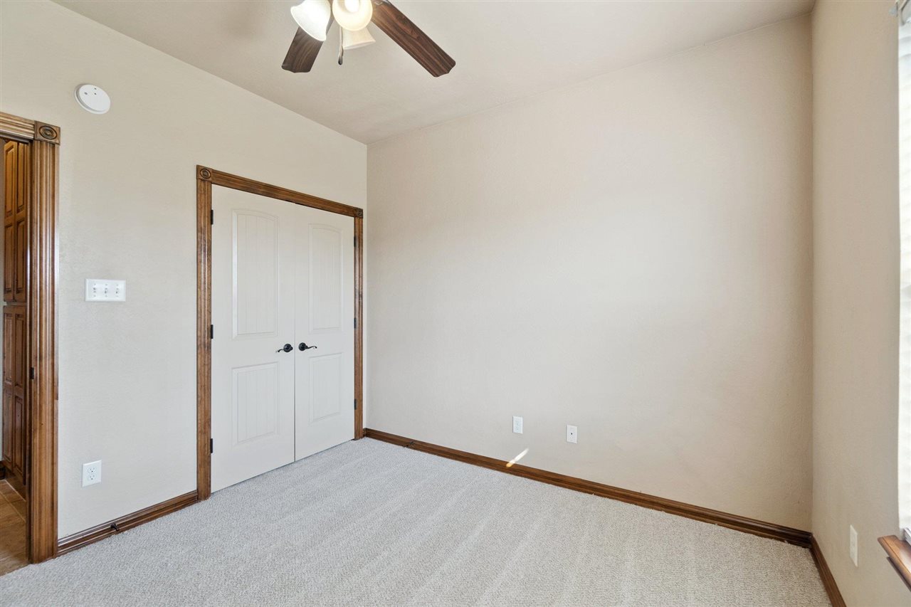 1408 Limestone, Elgin