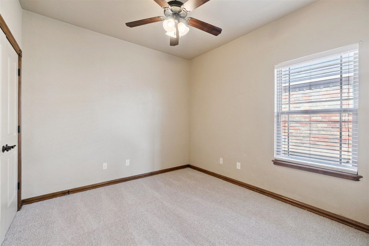 1408 Limestone, Elgin
