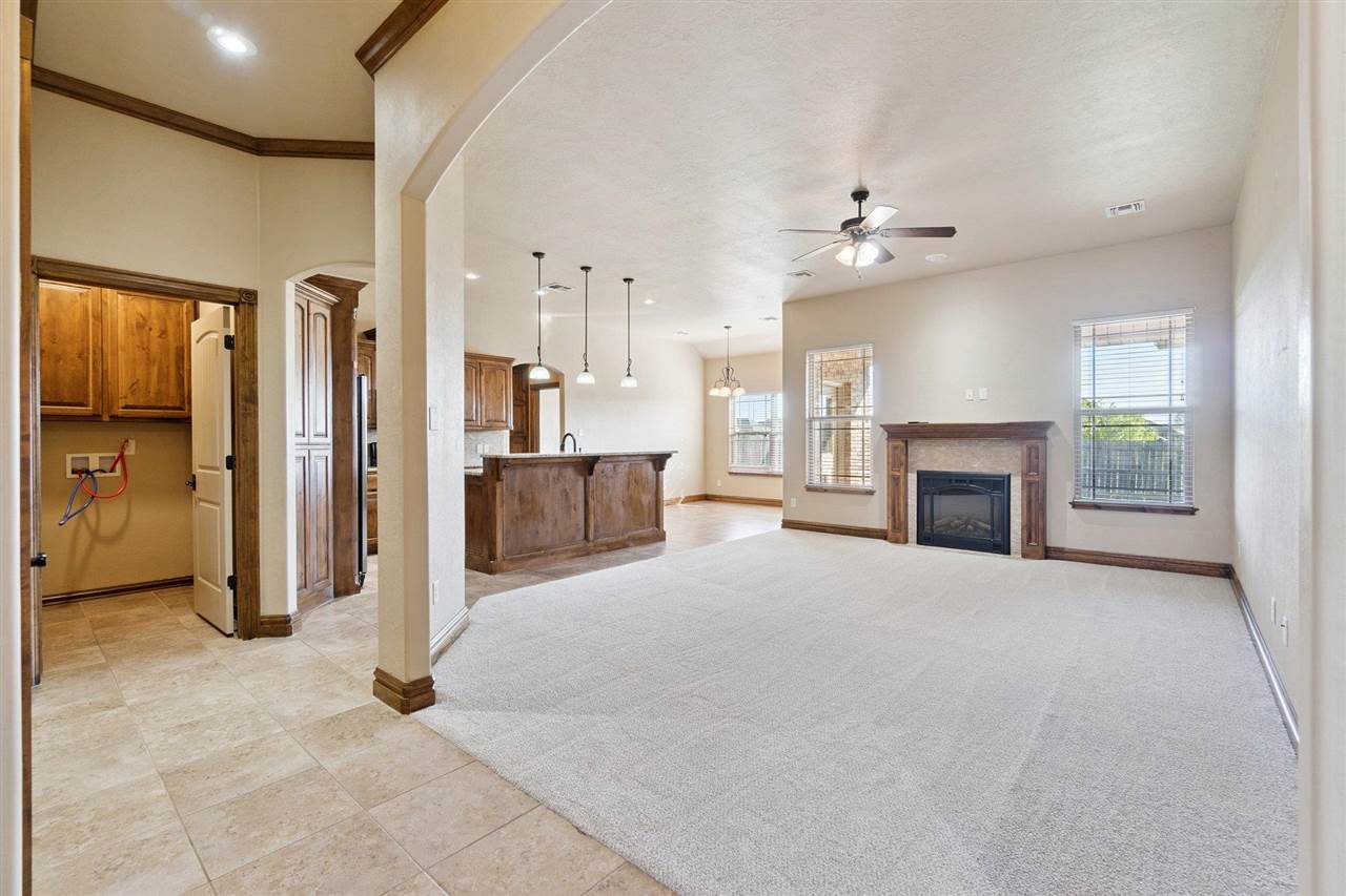 1408 Limestone, Elgin