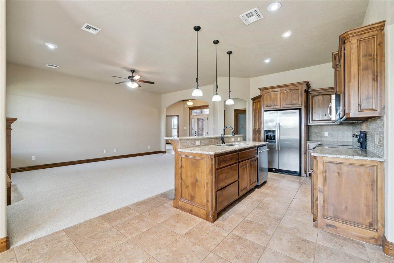 1408 Limestone, Elgin