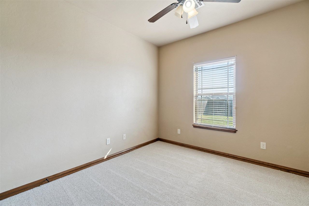 1408 Limestone, Elgin