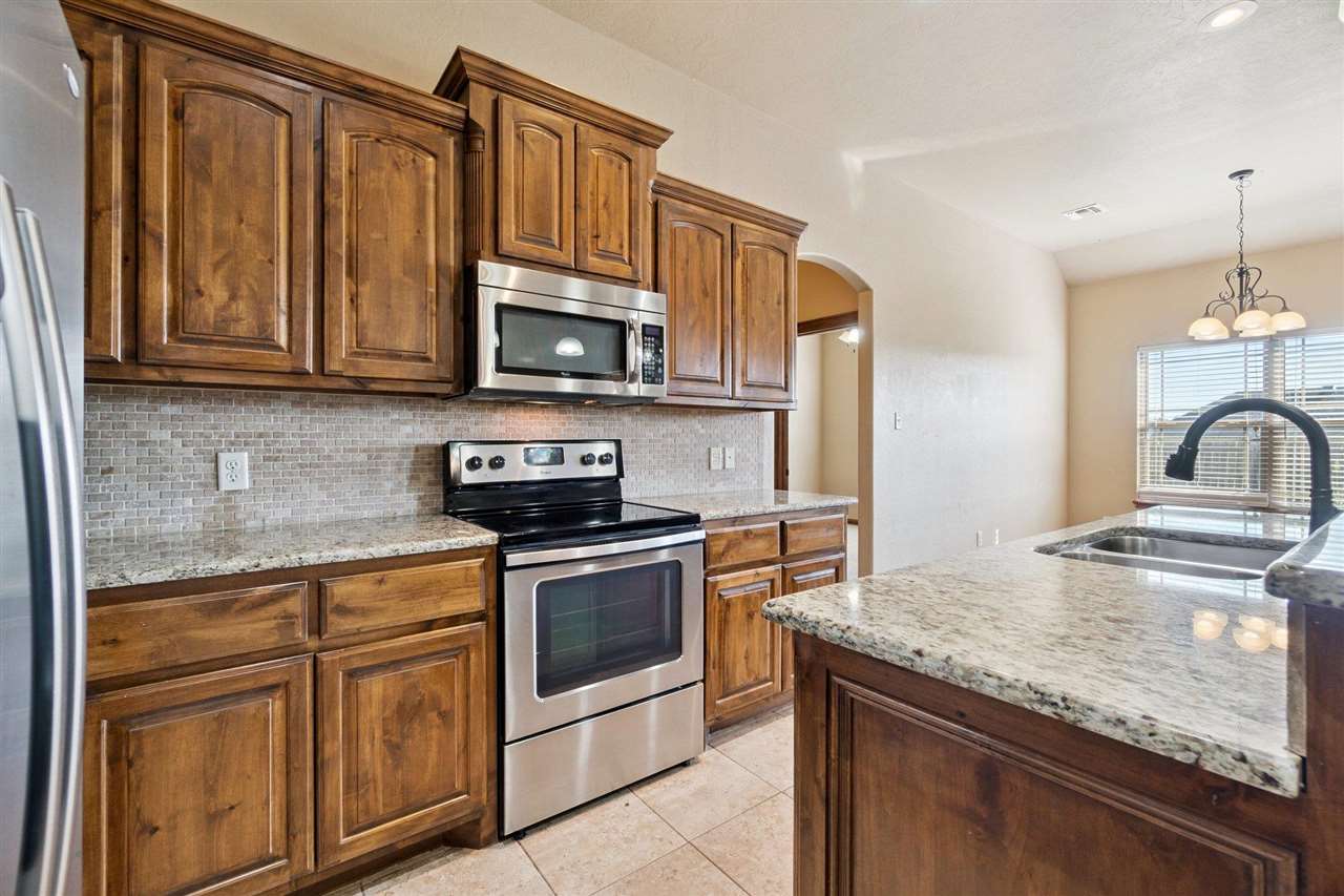 1408 Limestone, Elgin