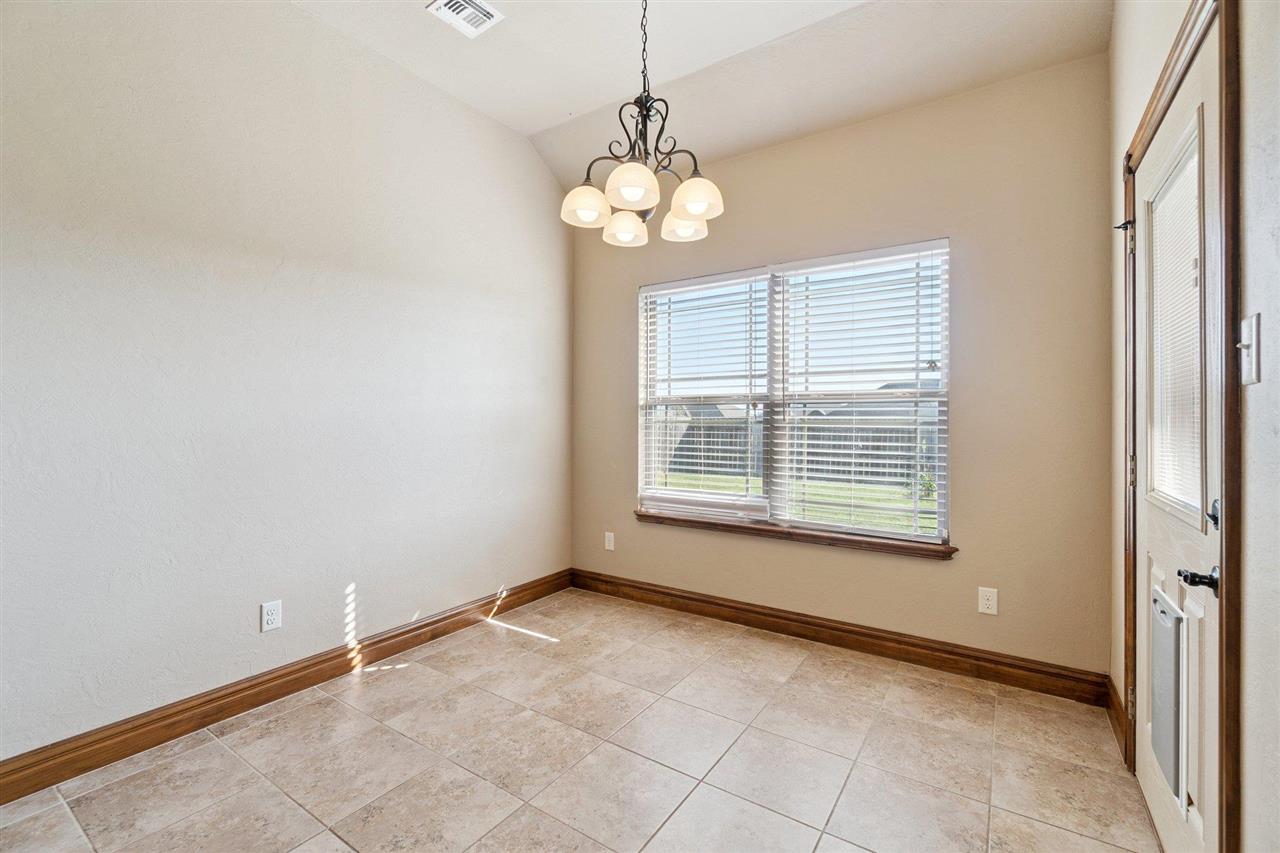 1408 Limestone, Elgin