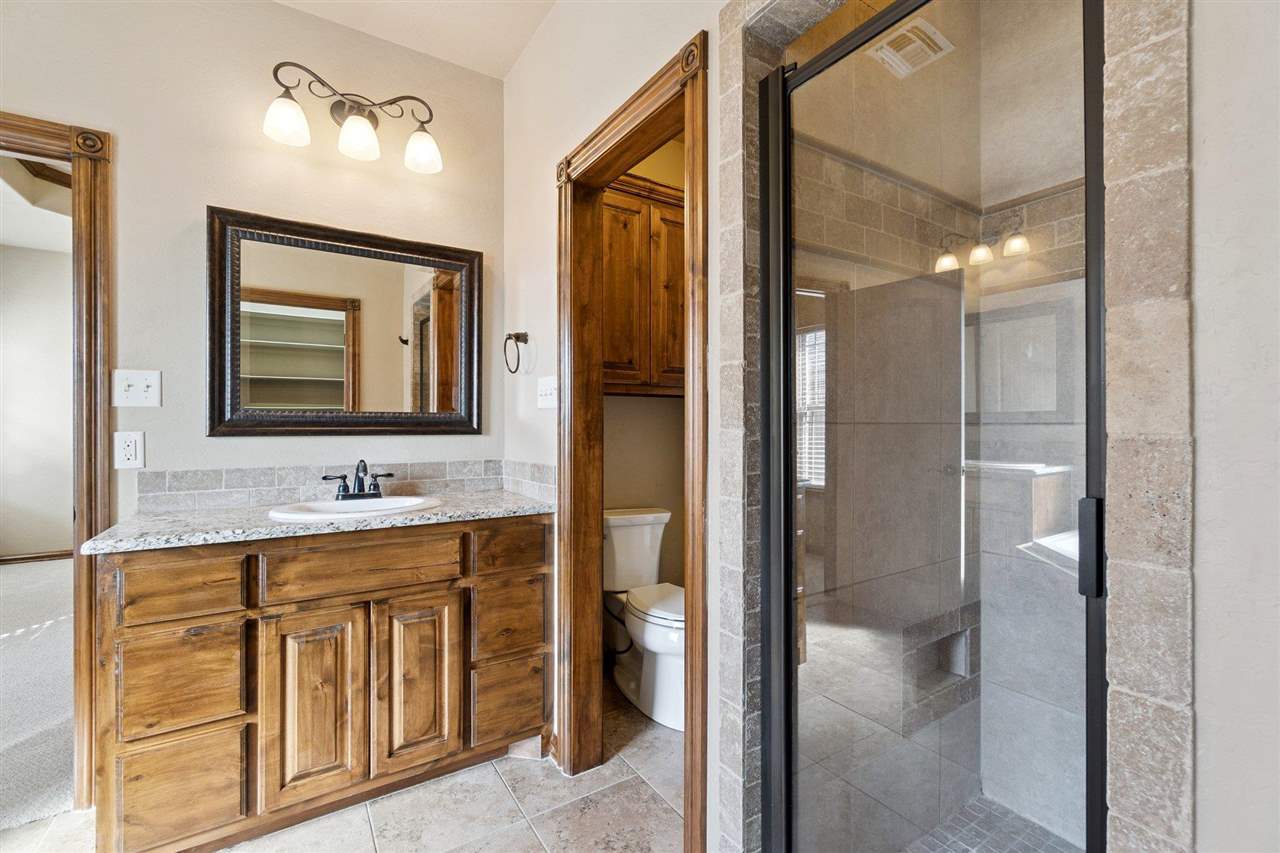 1408 Limestone, Elgin