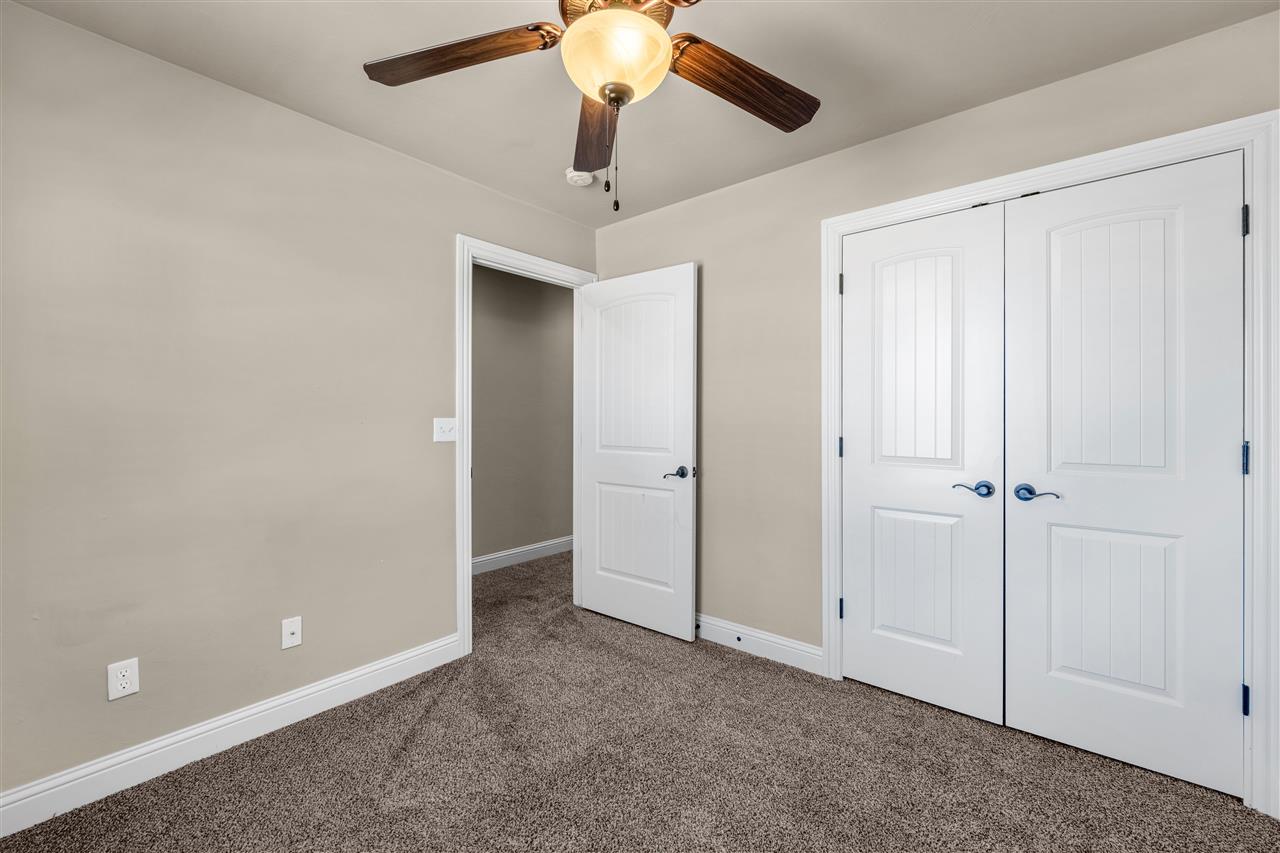 2411 SW Edinburough Dr