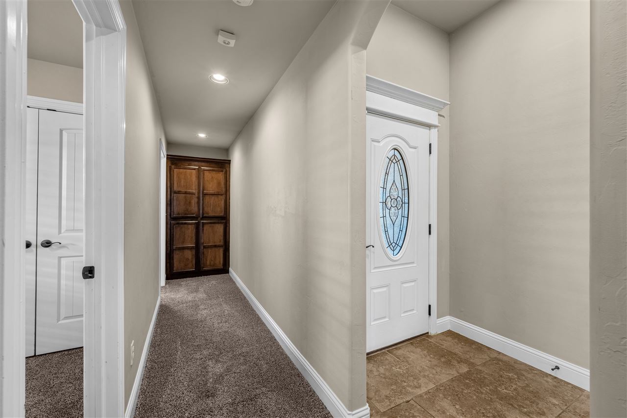 2411 SW Edinburough Dr