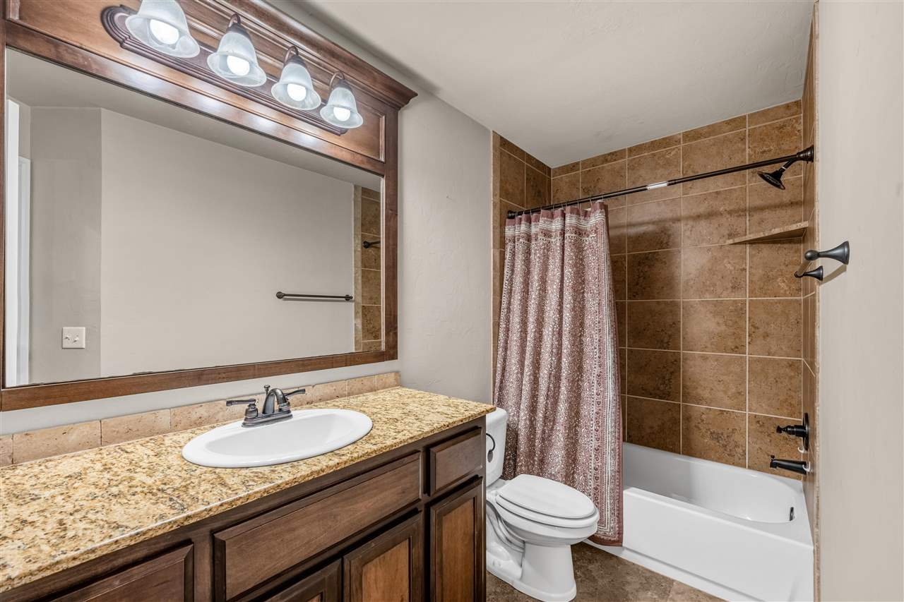 2411 SW Edinburough Dr