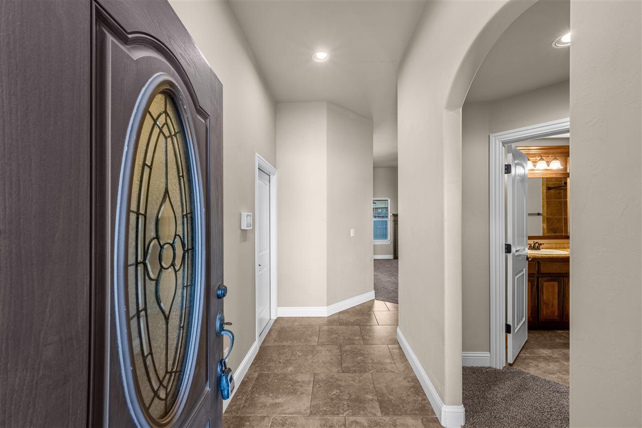 2411 SW Edinburough Dr